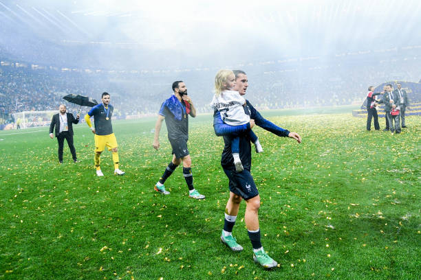 立新标杆 立新标杆