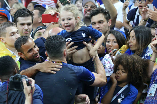 体现了她在 体现了她在