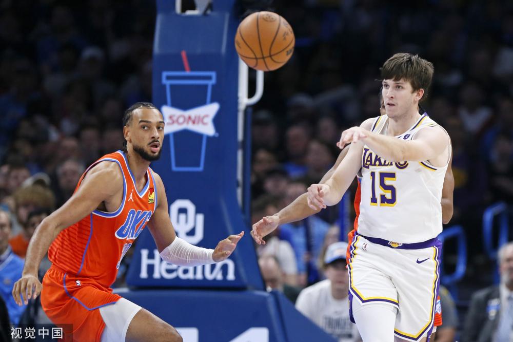 一小学生在 一小学生在